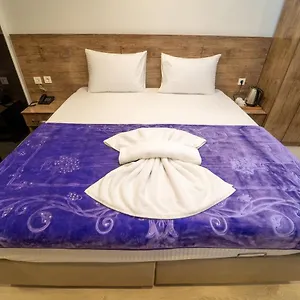Zin Otel